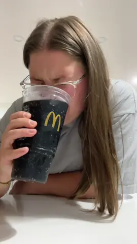 Spicest & crispiest coke zero #fyp #cokezero #mcdonaldscoke #drinking #soda 