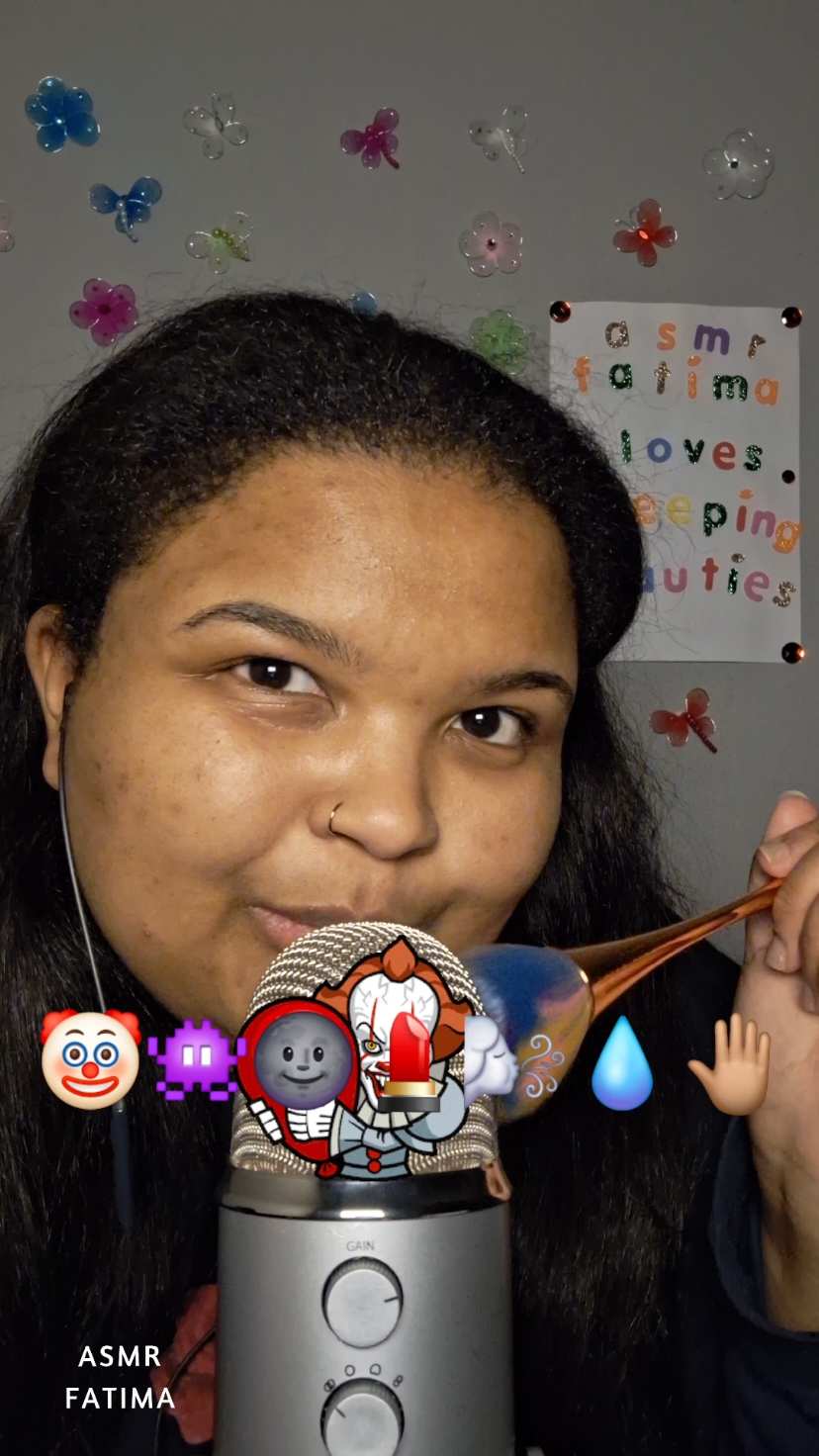 #emojichallenge #emoji #asmr #mouthsounds #whispering #sleep #relaxing #sounds #asmrsounds #tapping #asmrvideo #asmrfatimayt #asmrfatima #tiktok #asmrtiktoks 