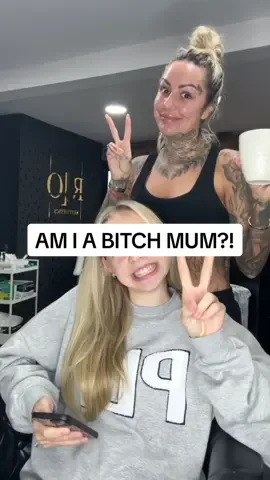 After so many of you last time had an opinion on our consultation, OBVIOUSLY when we changed the colour AGAIN we had to document it, otherwise did it even happen?!  #hairconsultation #hairchange #hairappointment #mumsoftiktok 
