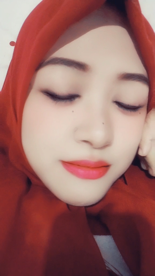 Pulang ngelayap,capek rebahan dulu gaes🥰🥱 met sore My jaanu😘 #Meri jaan🍂❤️‍🔥 #koplo lovers #Tasya rosmala lovers