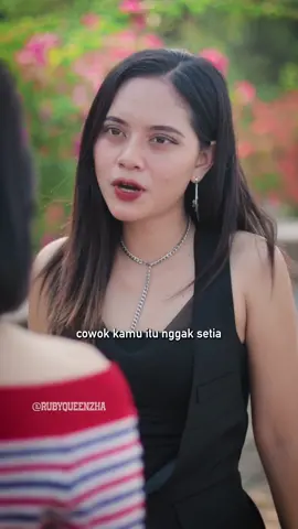 Parfum pemikat wanita, dijamin ampuh! #SerialTikTok #TikTokTainment #TikTokSeries #TikTokSeriesFuture #drama #rubyqueenzha #suneedaycreative #dramatiktok #viraltiktok #kehidupan #pacar #parfume #selingkuh #cinta 