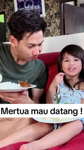 Prank mertua mau datang #Manita #bumbugiling #fyp #istri #keluargamuda #suamiistri #pasutri #anak #fypシ