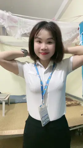 Khau Chuẩn bị đi cày đêm của cô công nhân .. đơn giản vậy thôi.
