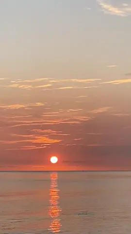 Sunset nya udah, with you nya next ya #sunset #fypシ #sunsetbeach 