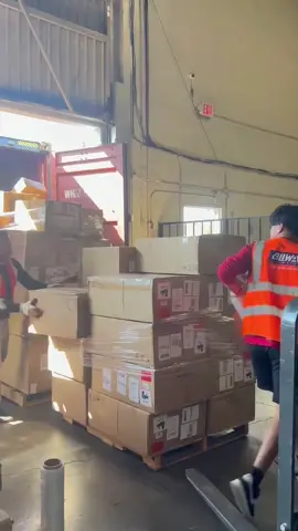 Los Angeles Warehouse Daily #logisticscompany 