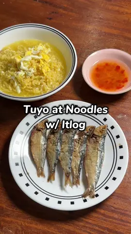 Anong comfort food mo? #cybelliciouskitchen #tuyo #luckyme #egg #EasyRecipe #filipinofood #fypシ #cybellicious #trending 
