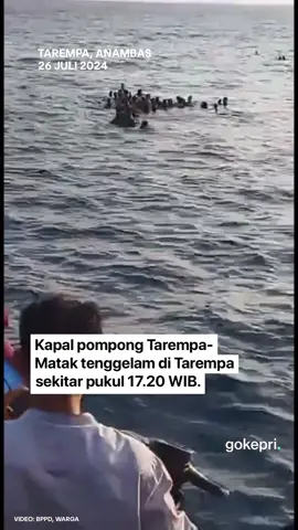 Kapal pompong angkutan antarpulau Tarempa-Matak, Kabupaten Anambas tengelam, Jumat 26 Juli 2024 sekitar pukul 17.20 WIB. Kapal dilaporkan mengangkut 30 orang penumpang, tiga diantaranya meninggal dan satu masih dalam pencarian.  Kecelakaan laut itu terjadi pada koordinat 3° 16’33.7332 N – 106° 13’34.77 E, tepatnya di depan Pulau Tarempa, Kepulauan Anambas. Reporter: Wisnu Een #anambas #tarempa