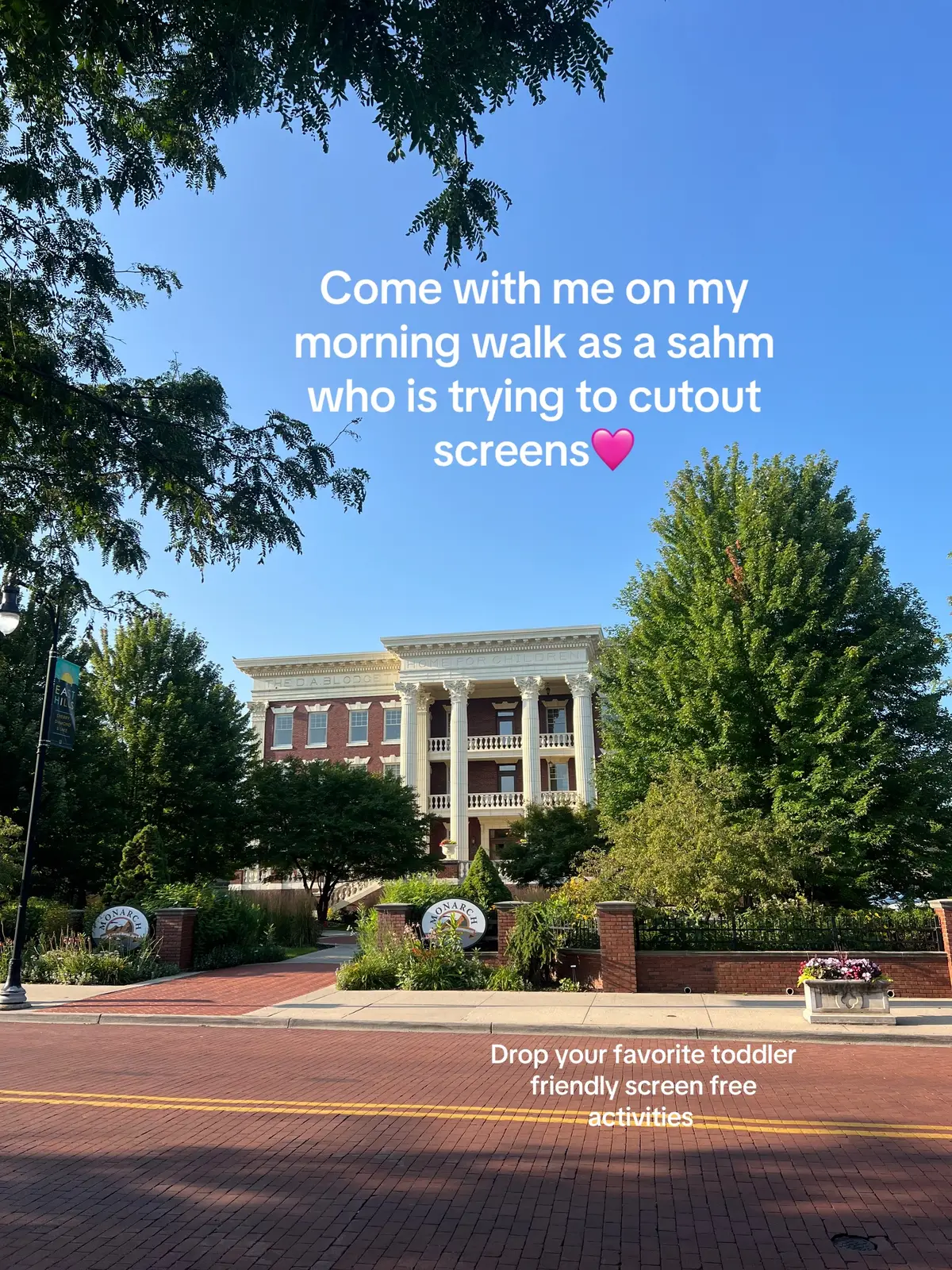 I love getting outside first thing in the morning☀️ #screenfree #screenfreeplay #sahm #MomsofTikTok #teamwork #cameraroll #michigan #toddlermom 