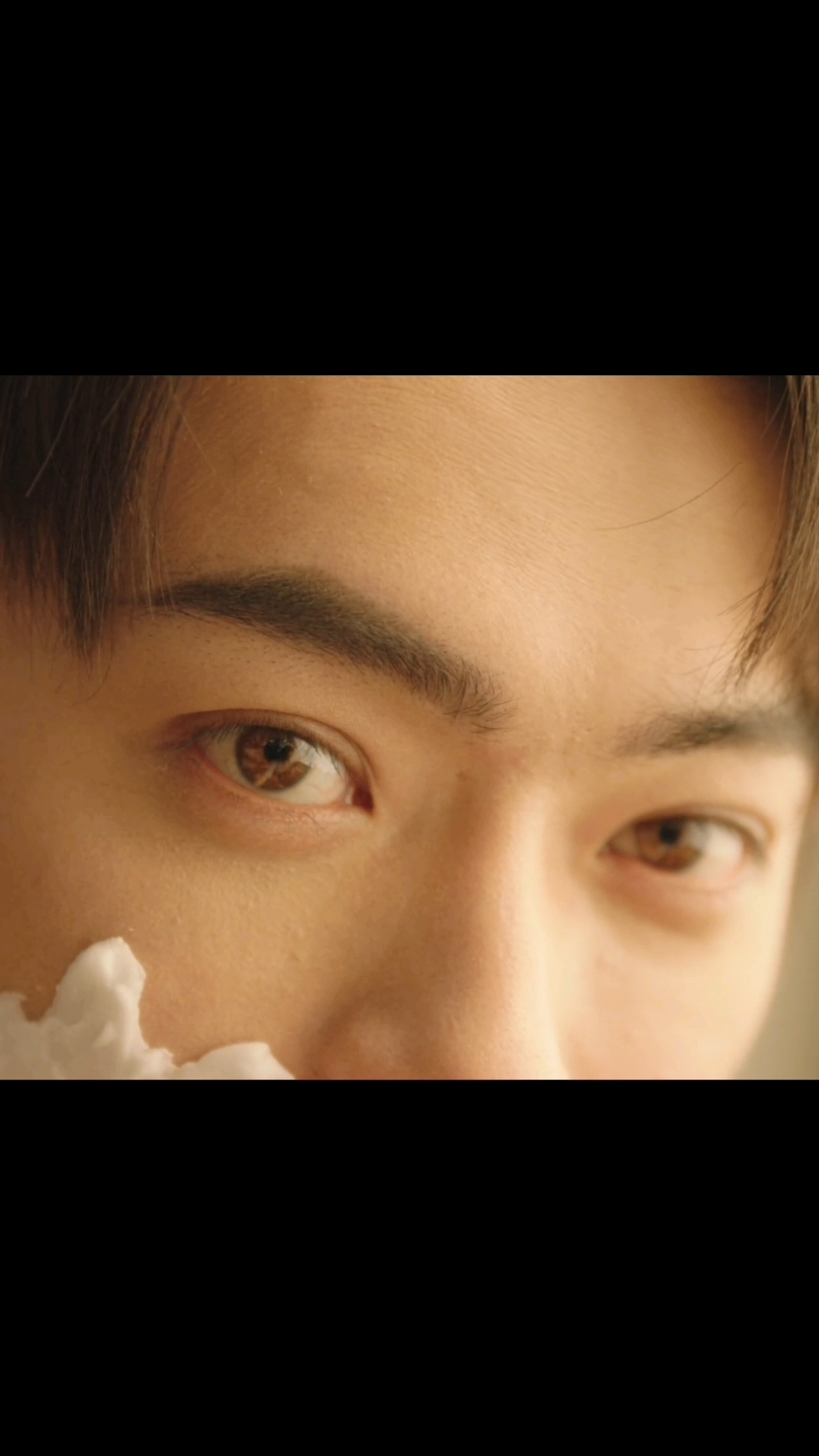 his eye color >>> #asbeautifulasyou #xukai #cdrama #chinesedrama #dramachina #dracin #asiandrama #xukaisoso #fallingintoyoursmile #xukai许凯 #fyp #fypシ #foryou 