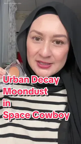 How to use some subtle shimmer eye shadow. This is @urban decay Moondust in Space Cowboy. • • #eyemakeup #simpleeyemakeup #simpleeyemakeuptutorial #eyemakeuptutorial  #beginnerfriendlymakeup #maturemakeuplook #matureskin #over50makeup #makeuptutorial #urbandecaymoondust #urbandecayspacecowboy #urbandecay 