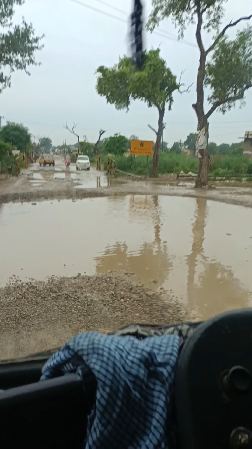 Kahuta - Sihala road ki conditions barish ka bad 😞#bad #road #sihala #rawalpindi #rawalpindians #standwithkashmir #kahuta #tehsilkahuta #stand #pothwarifunkar 