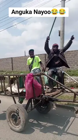 Riding bicycle without steering 🤭 #bicycle #riding #Stoopidboy #road #kenya #motorbike 