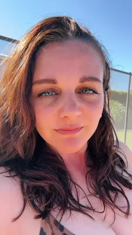 BG3 Sazza…she can’t be caged, she’s on holiday!! #bg3 #fy #fyp #foryoupage #baldursgate3 #videogames #voiceactor #goblin #tiktok #vacation #holiday #sun #actress #iykyk #england #uk #smile