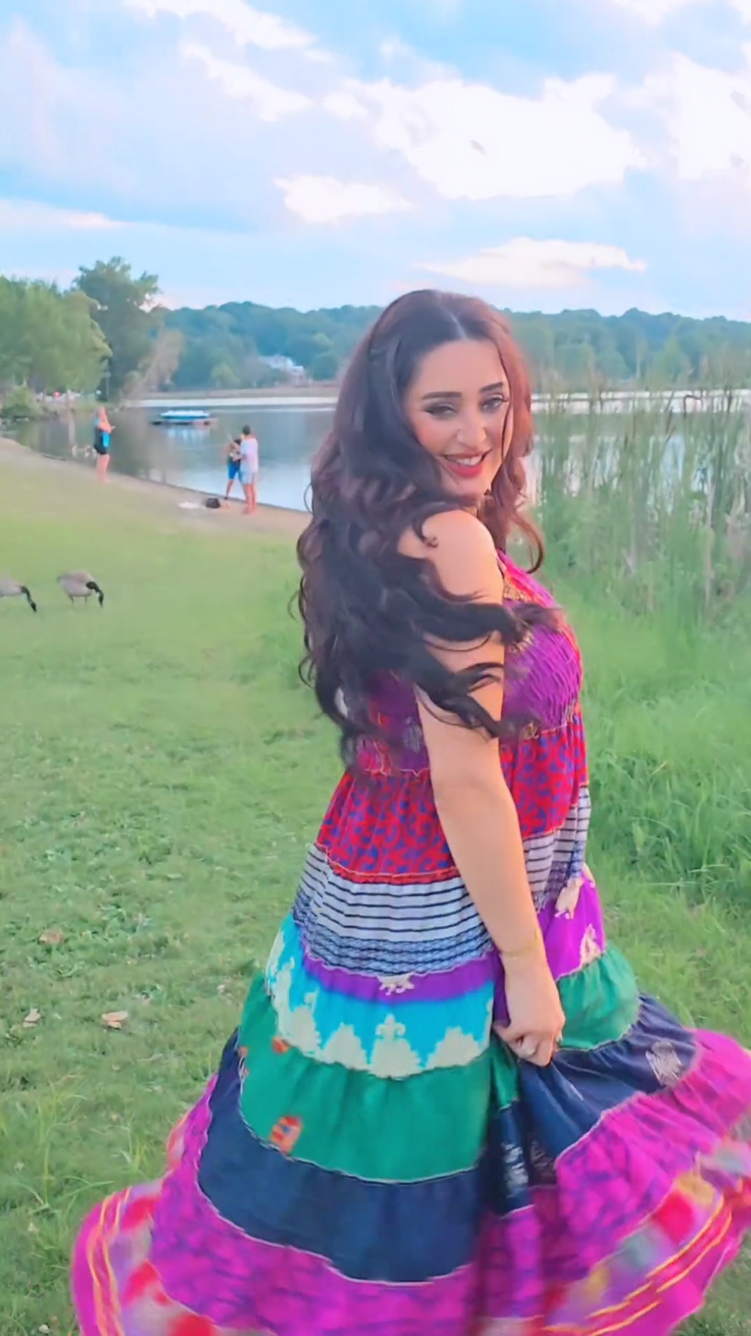 🦢❤️  #queenofexpressions  #hamasapaiman #foryou #foryourpage  #expression #reelhindi #bollywoodqueen #bollywoodstyle #reellit #reelsvideo #fypシ #reelhindi #reelinstagram #actress #expression #beauty #acting #afghanbeauty #viral #viralvideos 