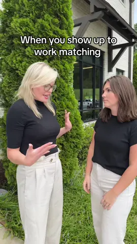 Twinning is winning! 👯‍♀️👯‍♀️ #trending #humor #coworkers #coworkersbelike #officehumor #trendy 
