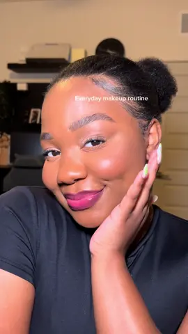 Simple everyday makeup routine 💕 It’s been a while since I played around in some makeup 😩 #everydaymakeup #MakeupRoutine #blackgirleverydaymakeup #blackgirlmakeup #blackgirlsoftglam #ugccreator #makeupugccreator #blackgirltok 