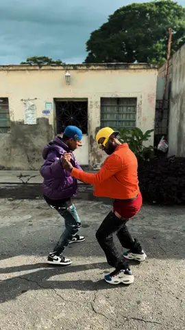 BATALLAS DE FREESTYLE EN REPUBLICA DOMINICANA 🇩🇴 ft @EL YOU ANALIZANDO🇻🇪👕👖👟 