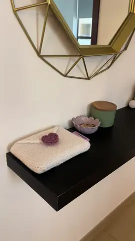 crocheted my first loveletter book case 🤭🫶🏻