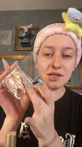 Using @SHEGLAM foundation to find out if this hack works! ##makeup##makeupreview##makeuphavk##sheglam##sheglampartner##sheglamfoundationstick