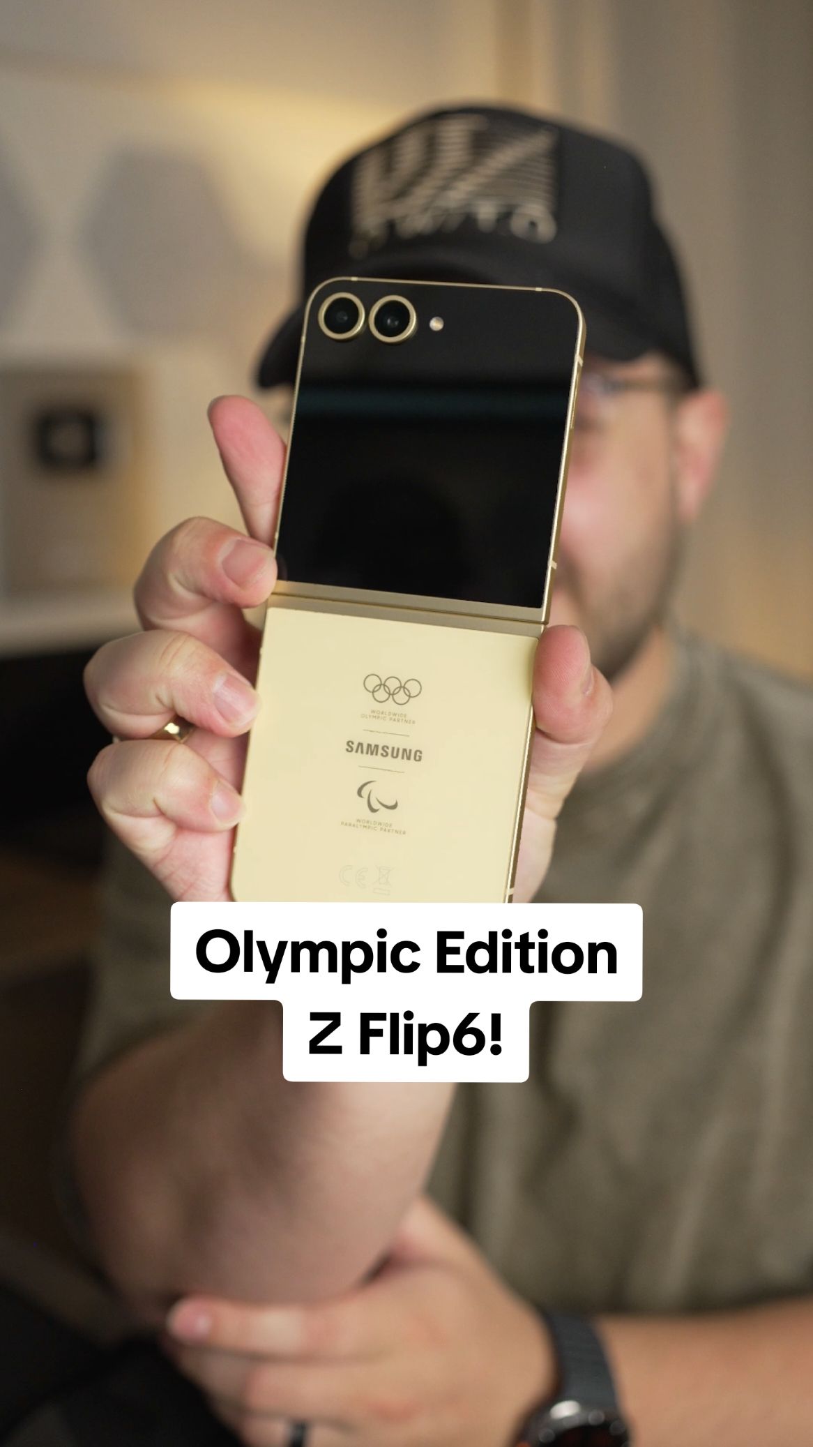 Thanks to @SamsungUS for letting my try the Olympic edition of the Galaxy Z Flip6! #tech #techtok #samsung #android #zflip6 #olympics #imparkerburton #androidguy #techguy 
