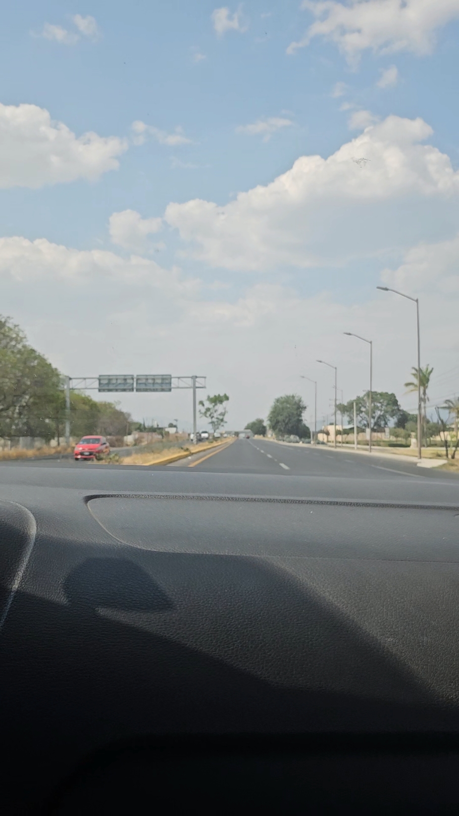 Llegando a Celaya Guanajuato #viajando  #viajes  #viaje  #carretera  #camino  #guanajuato  #celaya 