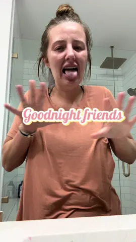 Goodbyeeeee busy week, dont eva want to see ya again! ✌🏼 #voiceover #SelfCare #skincare #nighttimeskincare #CapCut #weekend 