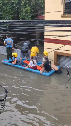 My honest thinking during the flood in the Philippines🇵🇭#philippines #flood #Manila #nature #rescue #rain #typhoon #2024 #fyp #viral #thankyou #lifeinphilippines  #CapCut 