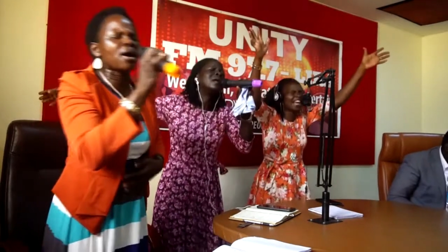 Yin Obanga ipore me awora by TEF choir at Unity Fm