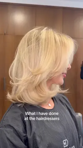 Back to the 90’s layered mid length layers 👩🏼  @ErrolDouglasLDN  #hairdressers #90shair #90shairstyle #shorthairstyles #shorthaircut #shorthairinspo #bobhaircut #blondehair 