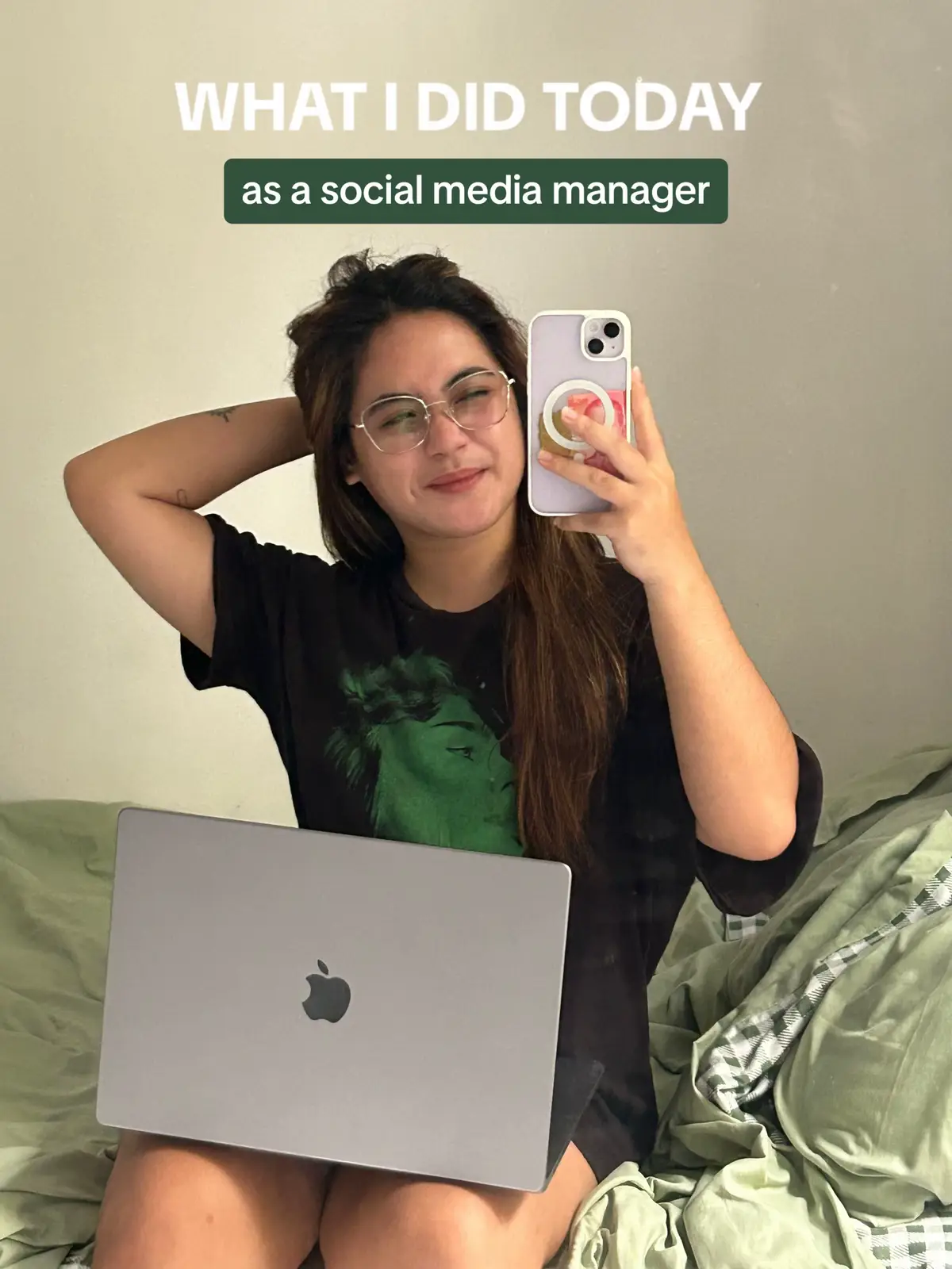 What I do today as a social media manager? Here some glimpse for you if you’re wondering what social media manager does! 🤝🏻#socialmediamanager #howtobeasocialmediamanager #socialmediamanagerbeginners #freelancesocialmediamanager 