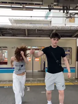 sunday’s snap,eli and noah dancing😜 #noahrisling #elianakalogeras #kalogerassisters #sundaykalogeras #snapchat #fyp @noah risling @eliana.kalogeras @sundaykalogeras @demitrakalogeras 