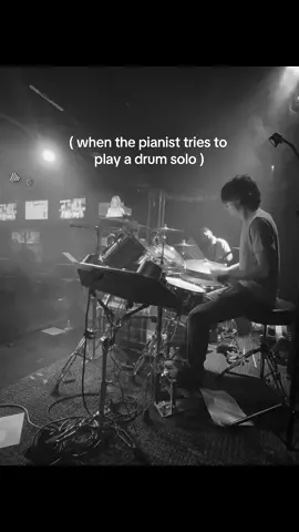 crowd goes strangely quiet #foryou #drum #drummer #drumsolo #drummerworld #drummerlife #drumcover #drums #drumlife #drumchops #musicians #musicvideo #livemusic #pianomemes #drummemes 
