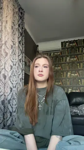 ребята всё что случилось уже выложила втг:Соня Сафарова