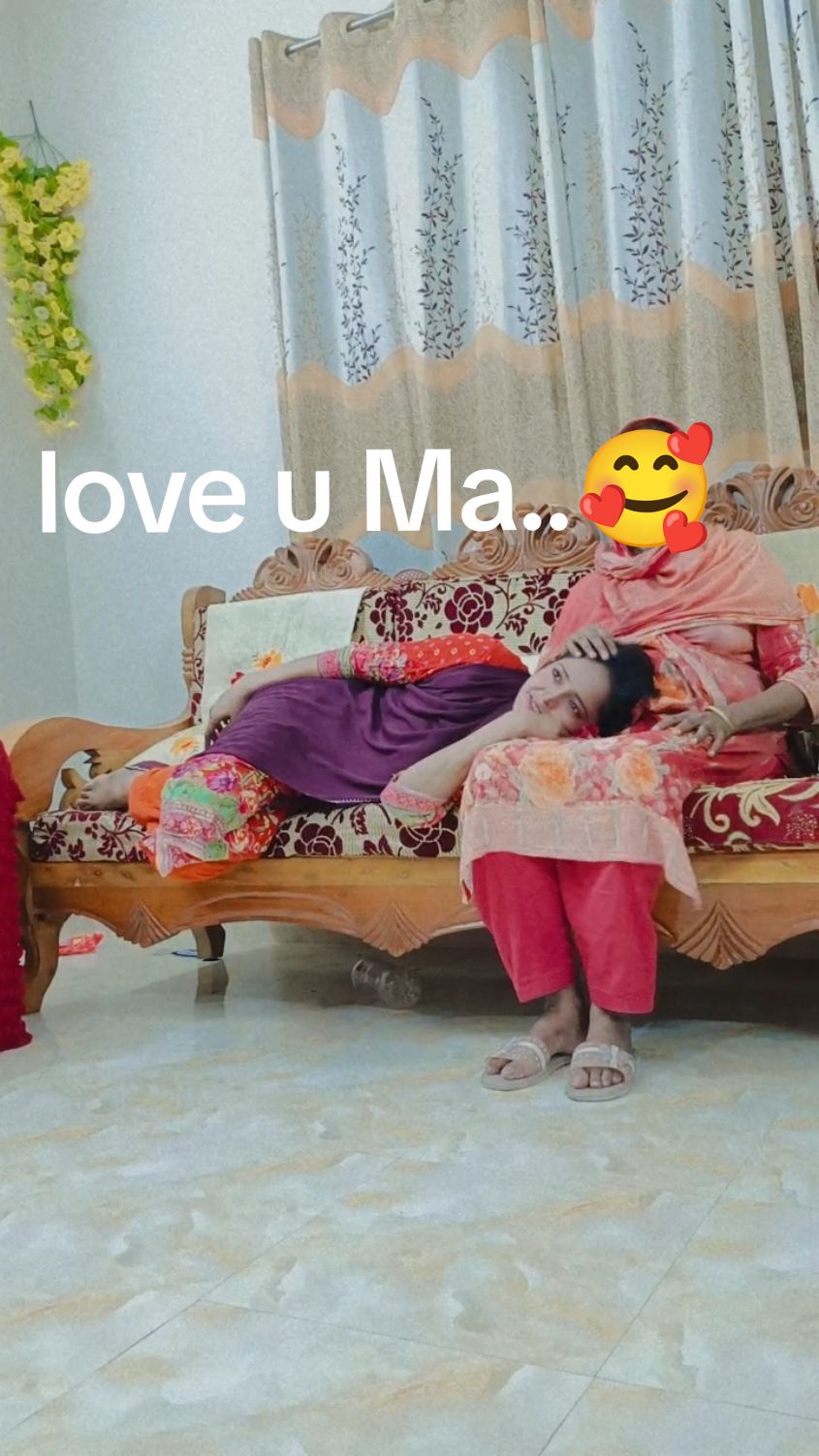 Love u Ammu..🥺🤱#foryou #farhana❤️ayat #foryoupage #unfrezzmyaccount #viral #viralvideo #trending #fypシ #viraltiktok #fyp #onlyforyou #bdtiktokofficial🇧🇩 #Maa 