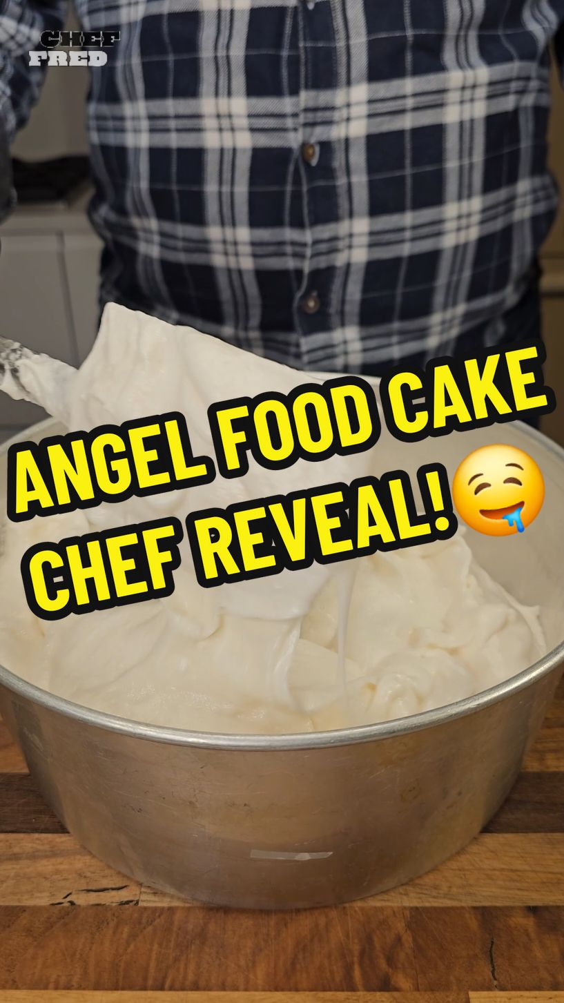 Caine's Light-as-Air Angel Food Cake Frenzy!😋 #cake #amazingdigitalcircus #tadc #caine #pomni #pomnidigitalcircus #jax #tadcpomni #baking #glitch #fyp 
