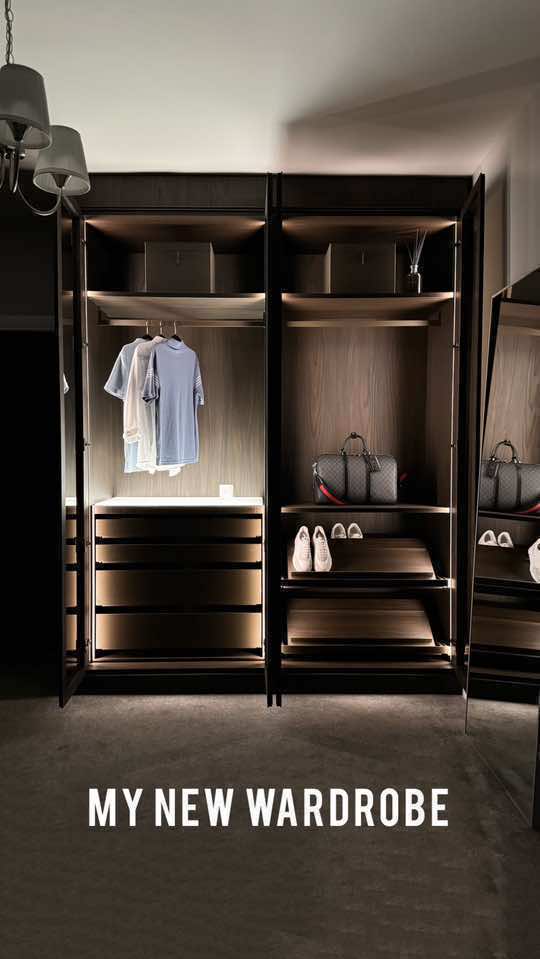 My dream wardrobe, thanks to @Kolenik_cabinet 🤩 #kolenikcabinet #luxurycloset #walkincloset #tgavy 