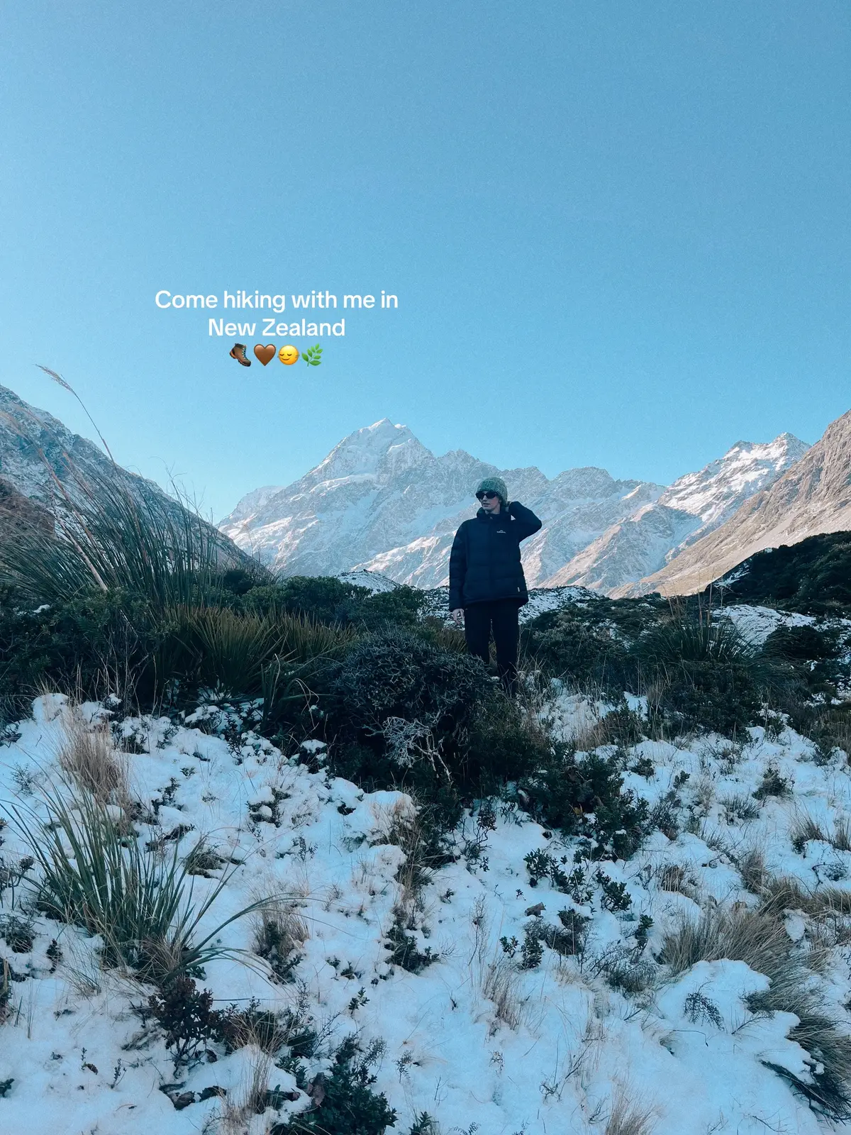 A hije you should add to your bucket list NOW🙂‍↔️!Relatively easy with incredibly beautiful scenery🥾🌿. 📍Hooker Valley Track #Hiking #hikingadventures #hikingszn #hikingtiktok #hikingtrail #hike #newzealand #newzealandtiktok #newzealand🇳🇿 