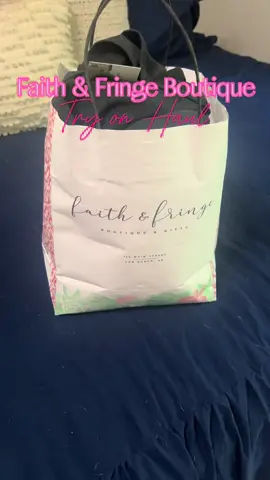 @Faith & Fringe has so many good things on sale right now! So happy with my little haul. #tryonhaul #momlife #shopping 