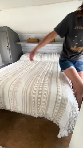 Cute and cozy camper bedding #duvetcover #bedding #camper #tiktok #tiktokshop 