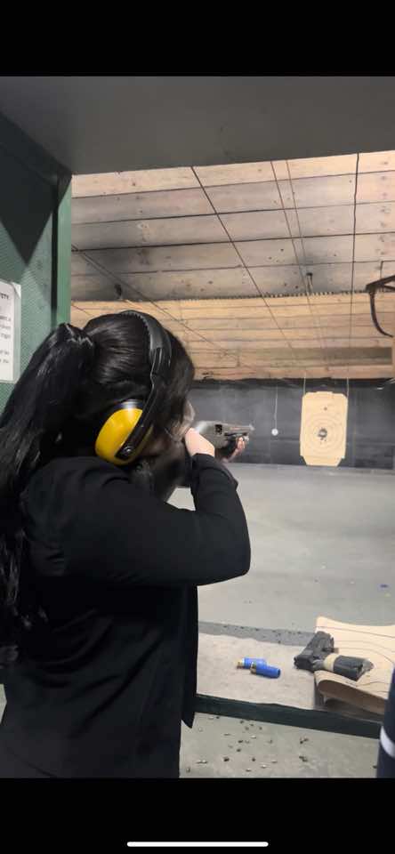 Joke lang. #girltherapy #firing #firingrange #shootingrange 