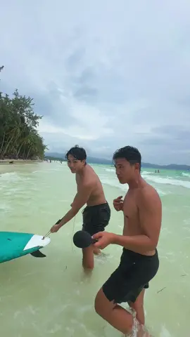 Ambush Interview with Dennis while learing Surfing in #Boracay 🏄‍♂️🌊  #JamilTourGuide 