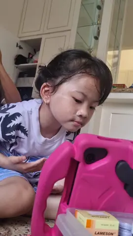 anak gadisku😘😘