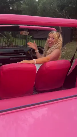 Just two girlies living their barbie dream 🌸🌈🫶🏽💋🩷 #fyp #barbie #hibarbie #hiken #pinkcar #barbiecar #magneticisland 