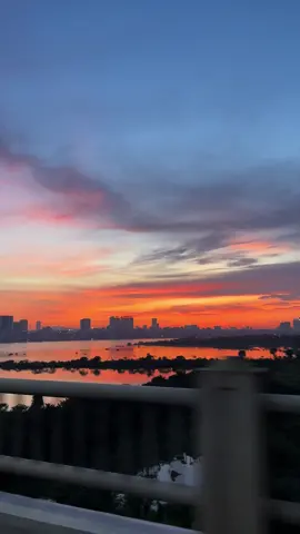 Tan ka ☁️ #hanoi #sunset 