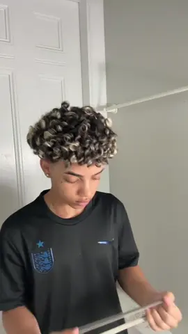 Franjinha #cabelocacheado #luzesnocabelo #fyppage #viralvideo 
