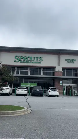 a girl’s gotta have her sweet treat #sprouts #sproutsfarmersmarket #dairyfree #sanders @Sprouts Farmers Market 