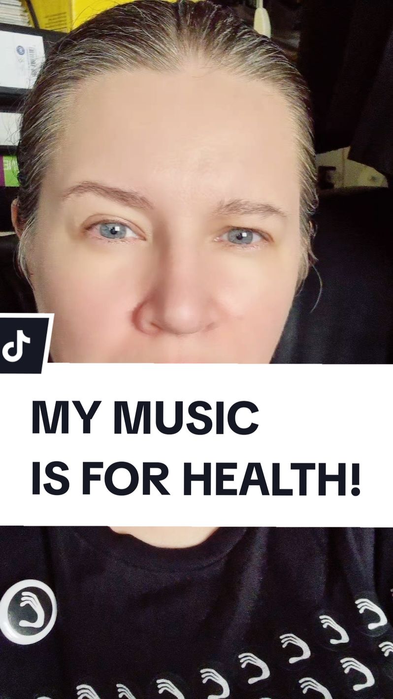 Antwort auf @ramute1997  MY MUSIC IS FOR HEALTH! @Musician Maria Marachowska @Painter Maria Marachowska #mymusic #health #mariamarachowska #siberianblues #artist #musiclife 