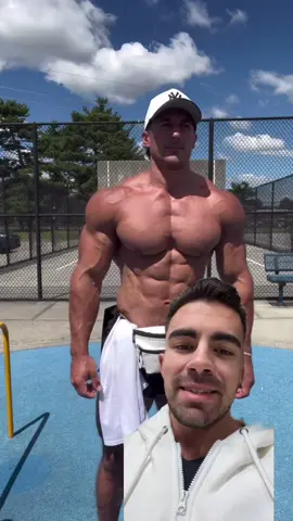 Segue na rede vizinha! Link na bio. SHAPE ABSURDO DO SADIK! #sadikhadzovic #mensphysique #bodybuilding 