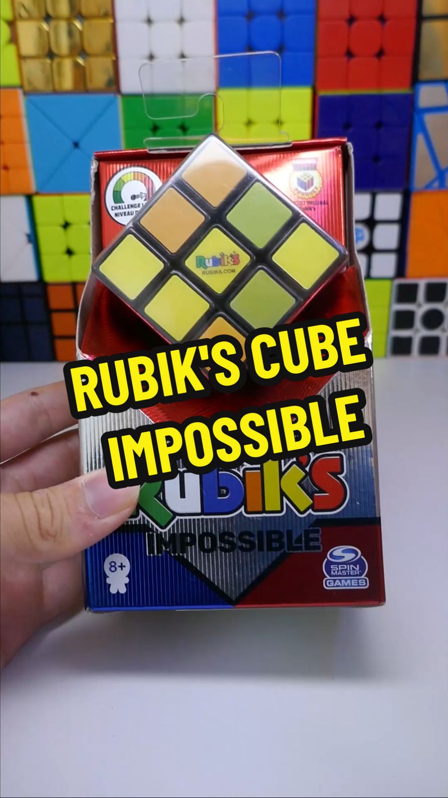 Je crois que si je le mélange il ne sera jamais résolu 😂😭 #pourtoi #rubikscube #impossible #viral 