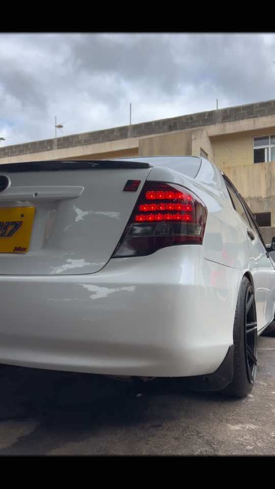 Yes yes yessss 🤩🔥  Toyota Axio GP17 ❤️✨@Loulou Graciano #LotusCarWash #mauritius🇲🇺 #ToyotaAxio #GP17 #mirrorfinish #foryou #2steppolishingandwaxing #CarWash #glossyfinish #fypシ #goviral #ceramicwaxplus #CapCut 